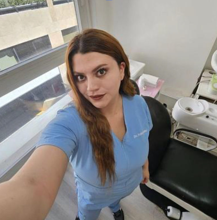 Dra. Andrea - Odontóloga